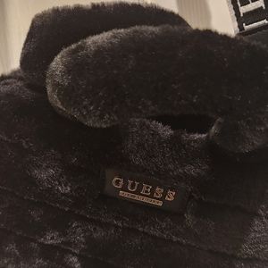 Guess fur crossbody, large. Black